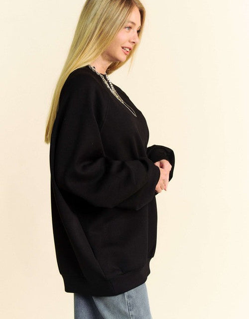 Load image into Gallery viewer, Davi &amp; Dani Round Neck Raglan Sleeve Sweatshirt
