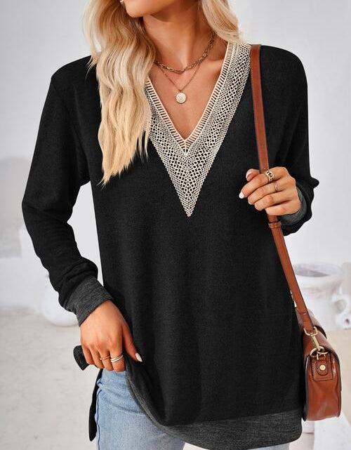 Load image into Gallery viewer, Crochet Contrast V-Neck Long Sleeve Slit T-Shirt
