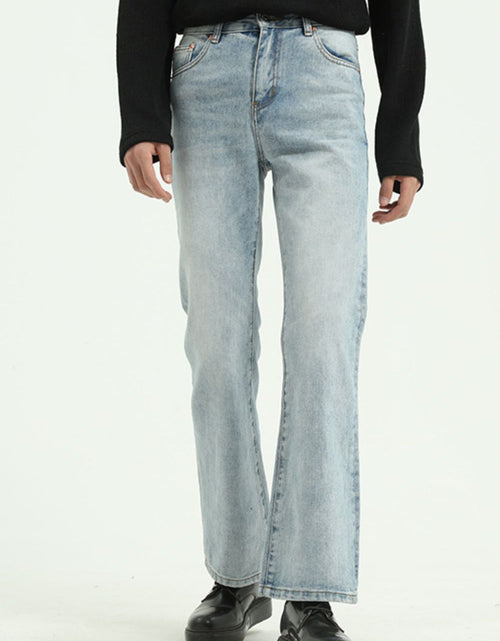 Load image into Gallery viewer, Straight Leg Jeans with Pockets
