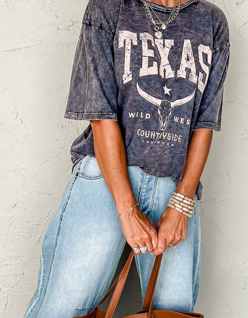 Load image into Gallery viewer, TEXAS Steer Head Graphic Mineral Wash Oversized T-Shirt
