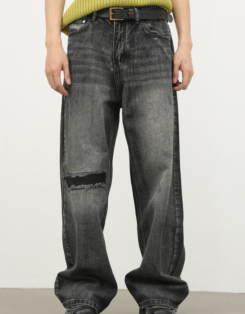 Load image into Gallery viewer, Men's Distressed Jeans with Pockets
