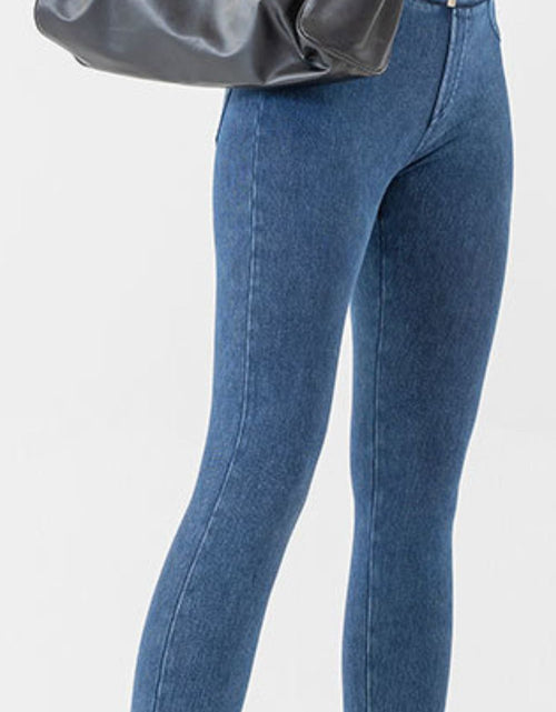Load image into Gallery viewer, High Waist Skinny Jeans

