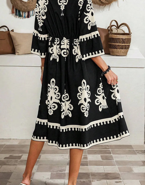 Load image into Gallery viewer, Printed Half Sleeve Knee Length Dress
