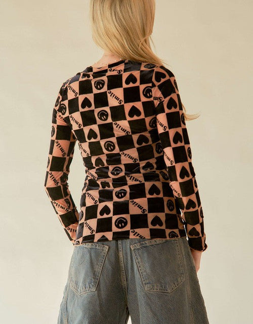 Load image into Gallery viewer, Davi &amp; Dani Heart Print Long Sleeve Top
