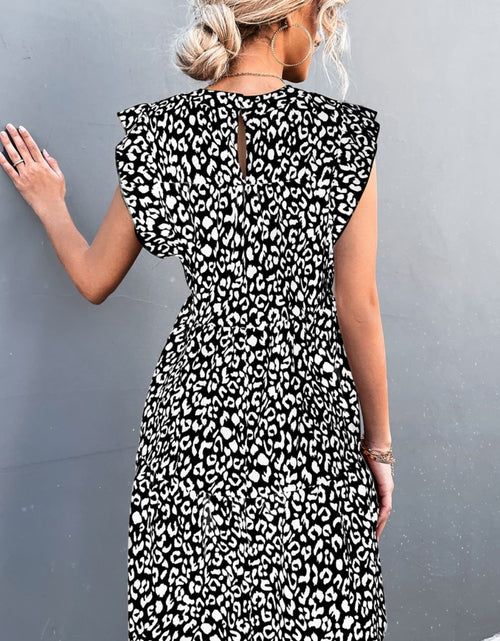 Load image into Gallery viewer, Leopard Round Neck Mini Dress
