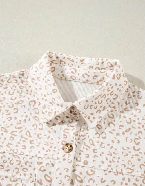 Load image into Gallery viewer, Leopard Collared Neck Dropped Shoulder Jacket
