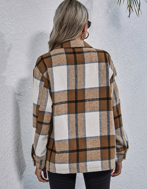 Load image into Gallery viewer, Plaid Button Down Collared Jacket
