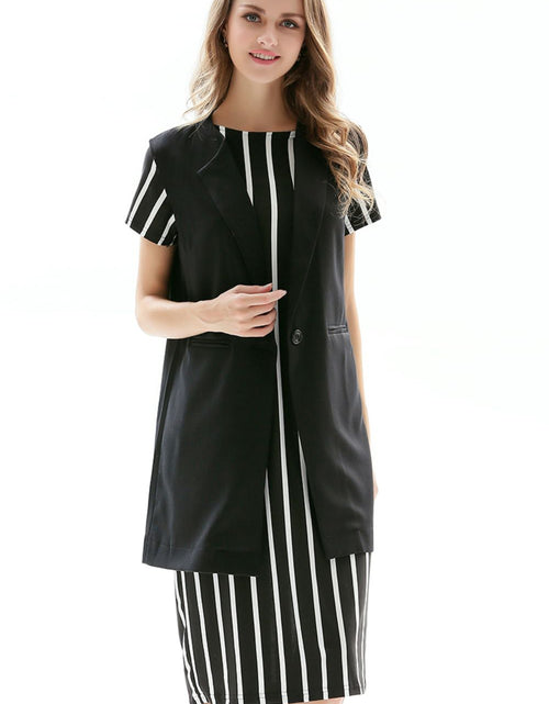 Load image into Gallery viewer, One-Button Sleeveless Longline Blazer
