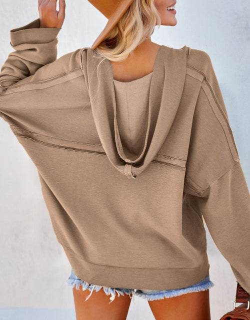 Load image into Gallery viewer, Exposed Seam Long Sleeve Hoodie
