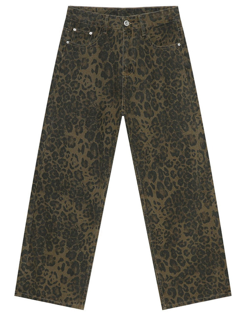 Load image into Gallery viewer, Leopard Jeans with Pockets
