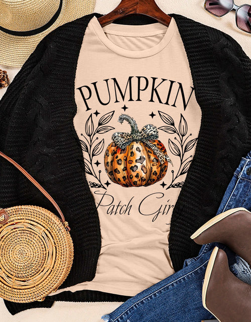 Load image into Gallery viewer, Pumpkin Graphic Round Neck Short Sleeve T-Shirt
