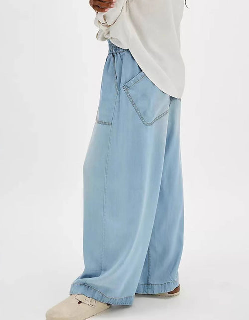 Load image into Gallery viewer, Wide Leg Jeans

