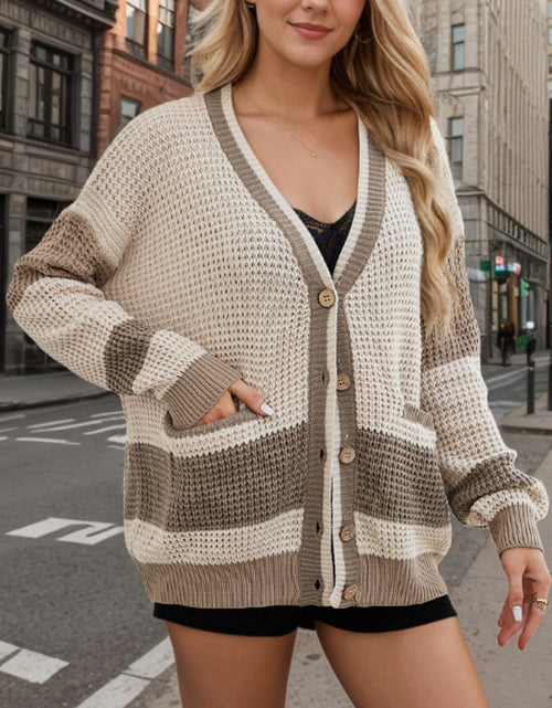 Load image into Gallery viewer, Contrast Button Up Long Sleeve Cardigan
