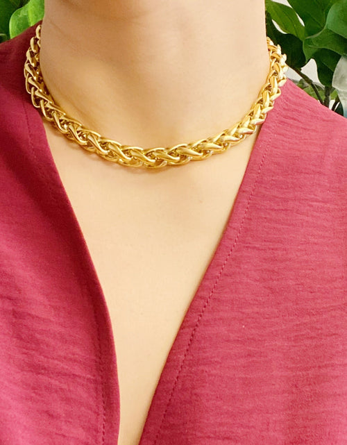 Load image into Gallery viewer, Bold And Edgy Chain Necklace by Ellisonyoung.com
