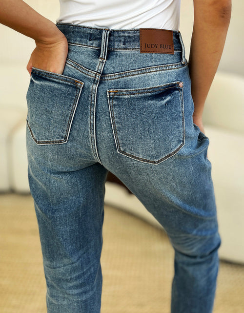 Load image into Gallery viewer, Judy Blue Full Size Mid Rise Rigid Magic Release Hem Jeans
