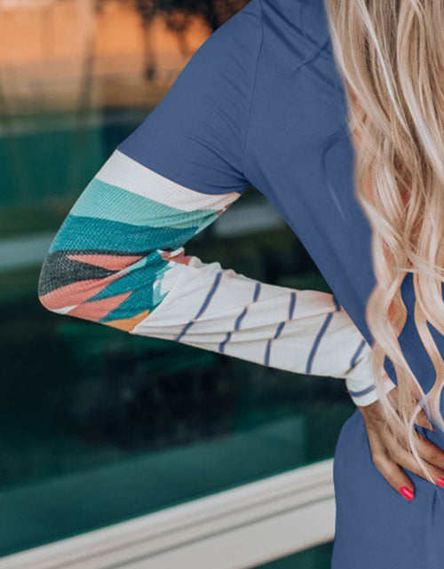 Load image into Gallery viewer, Geometric Round Neck Long Sleeve T-Shirt
