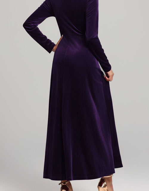 Load image into Gallery viewer, Square Neck Long Sleeve Velvet Dress

