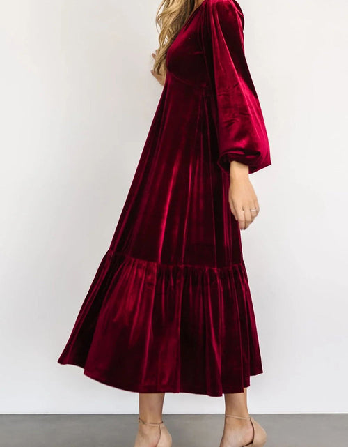 Load image into Gallery viewer, V-Neck Long Sleeve Midi Velvet Dress

