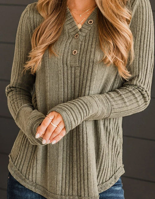 Load image into Gallery viewer, Textured V-Neck Long Sleeve T-Shirt
