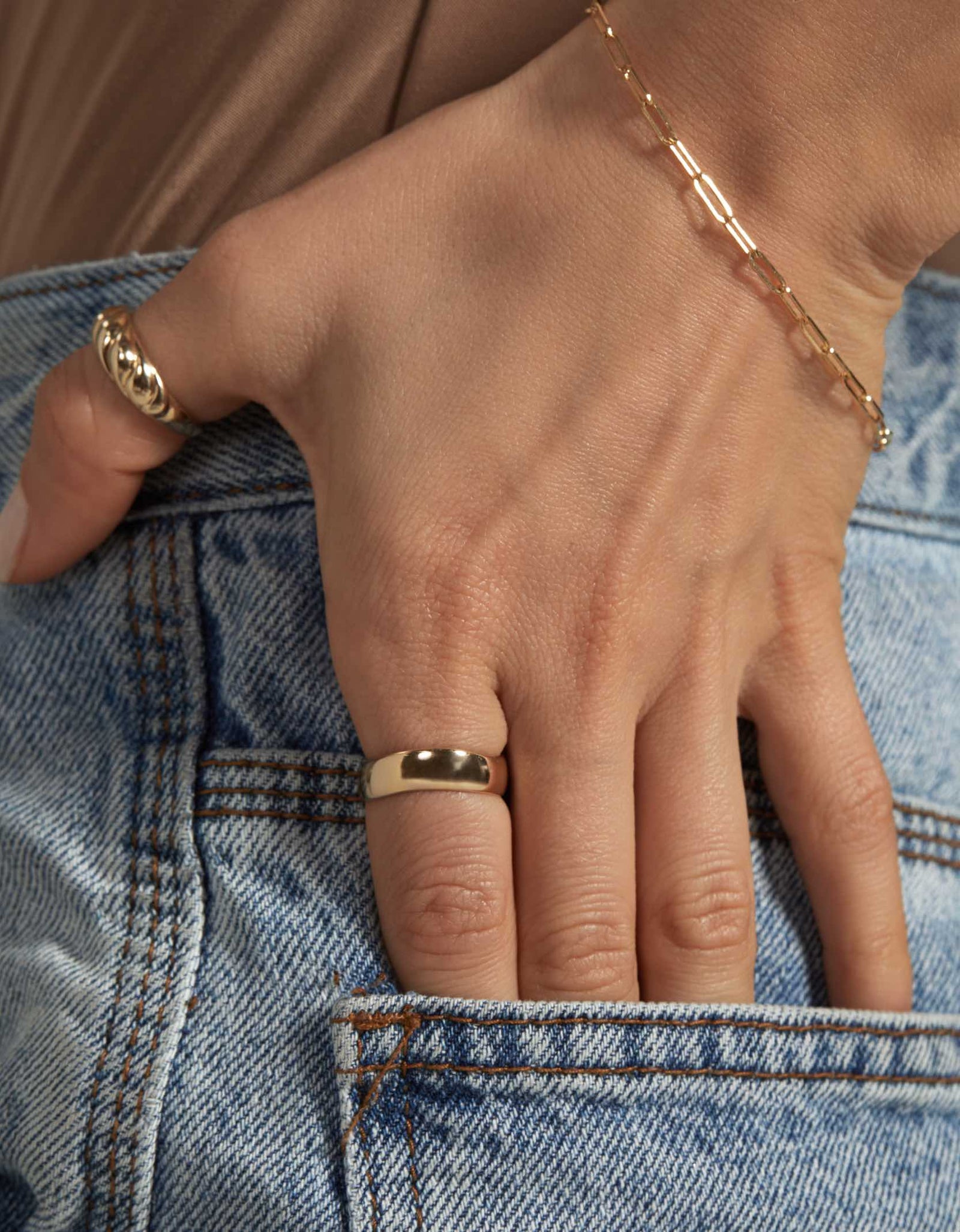 14k Solid Gold Curved Ring by Italic