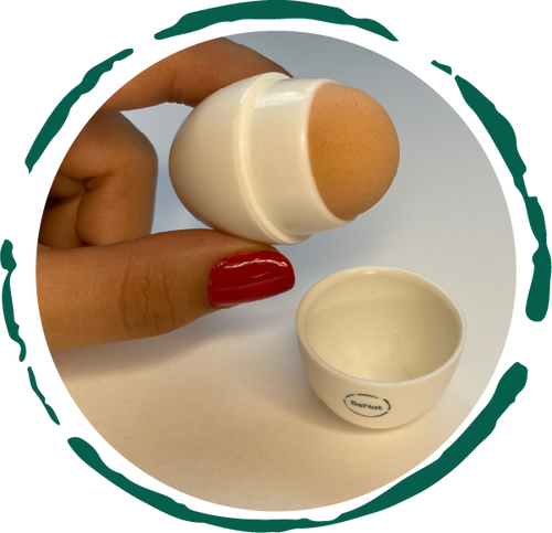 Load image into Gallery viewer, Volcanic Stone Oil-Absorbing Face Roller by BeNat
