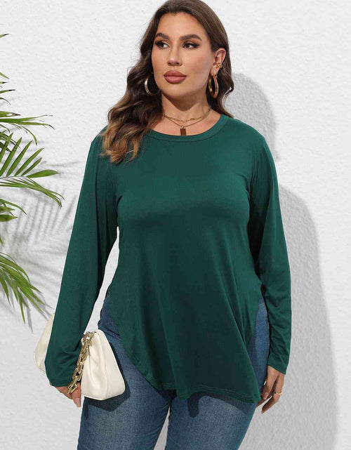 Load image into Gallery viewer, Plus Size Round Neck Long Sleeve Slit T-Shirt
