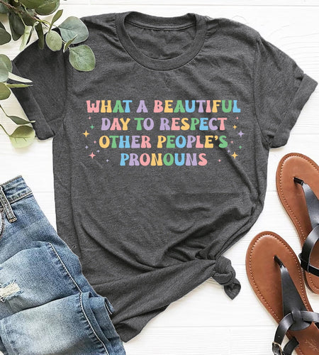 Letter Graphic Round Neck Short Sleeve T-Shirt