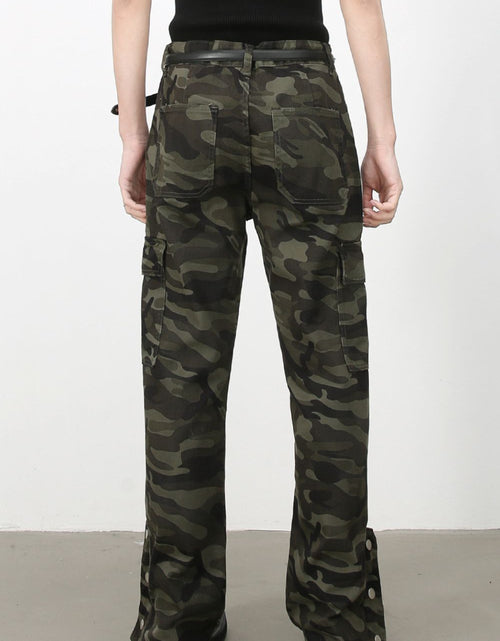 Load image into Gallery viewer, Men's Camouflage Jeans with Cargo Pockets
