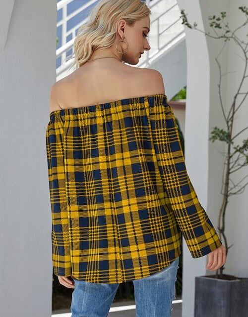Load image into Gallery viewer, Off-Shoulder Striped Long Sleeve T-Shirt

