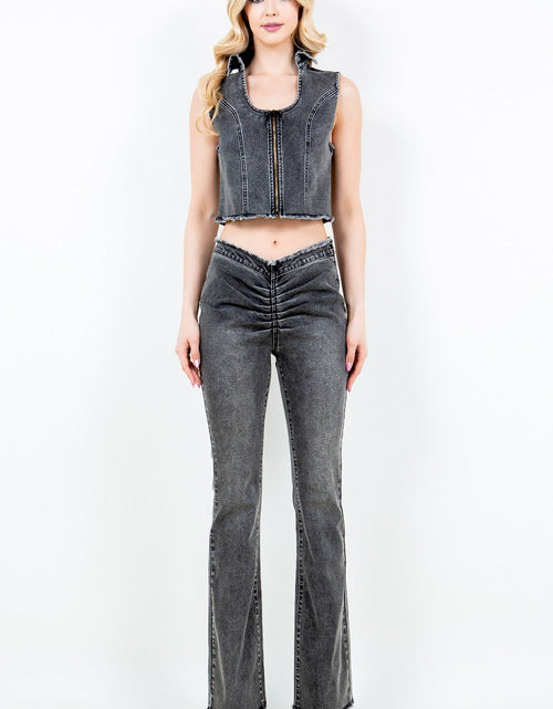 Load image into Gallery viewer, American Bazi V-Cut Ruched Flare Pants
