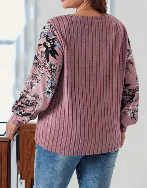Load image into Gallery viewer, Plus Size Printed V-Neck Long Sleeve T-Shirt
