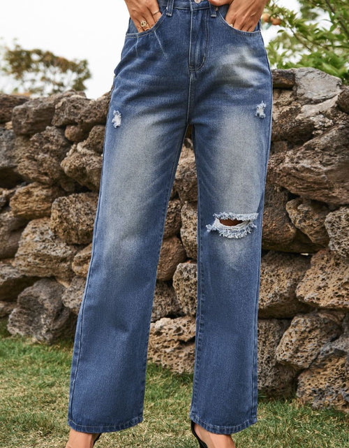 Load image into Gallery viewer, Distressed Buttoned Loose Fit Jeans
