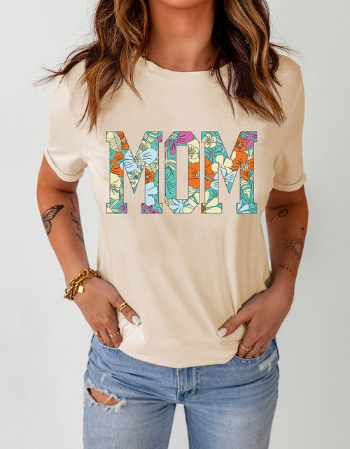 Load image into Gallery viewer, MOM Floral Graphic T-Shirt
