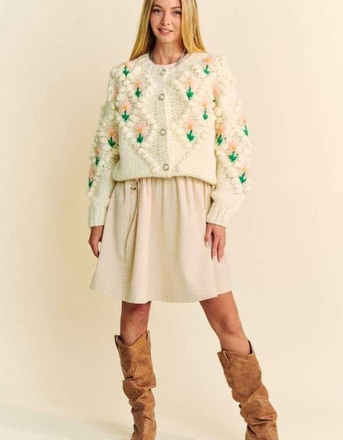 Load image into Gallery viewer, Davi &amp; Dani Floral Pattern Button Down Cardigan
