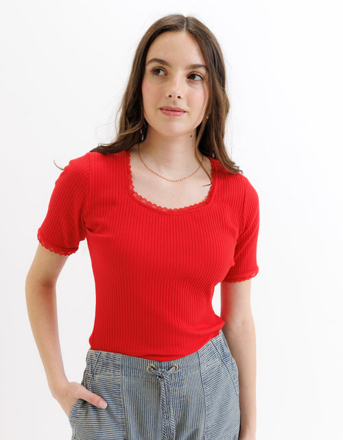 Load image into Gallery viewer, Cameo Tee
