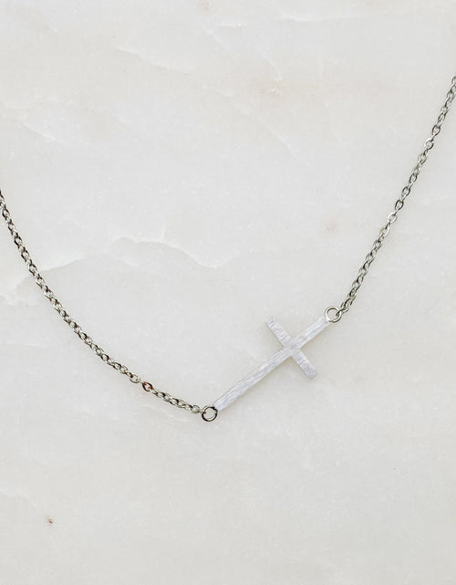 Load image into Gallery viewer, Kayla Cross Necklace by Ellisonyoung.com
