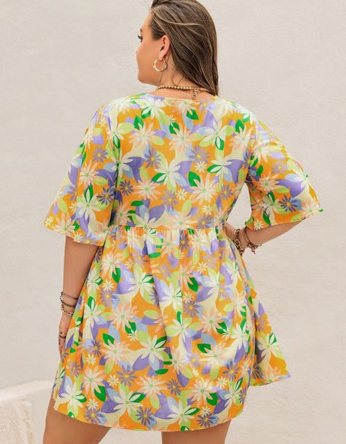 Load image into Gallery viewer, Plus Size Printed V-Neck Half Sleeve Mini Dress
