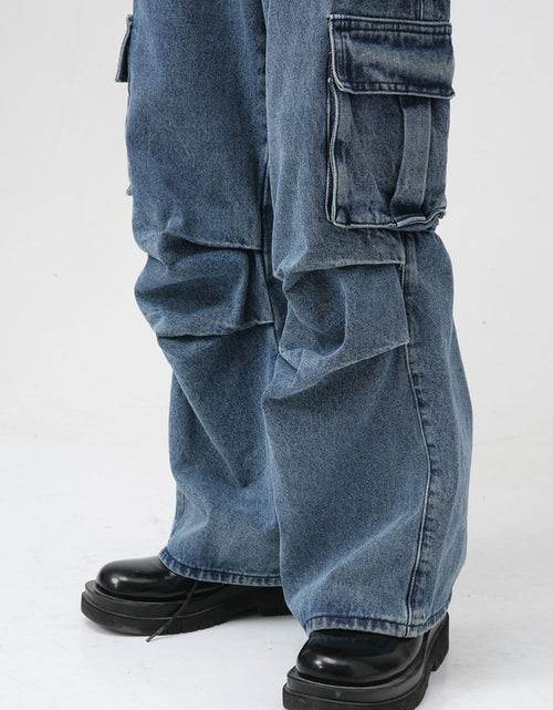 Load image into Gallery viewer, Jeans with Cargo Pockets
