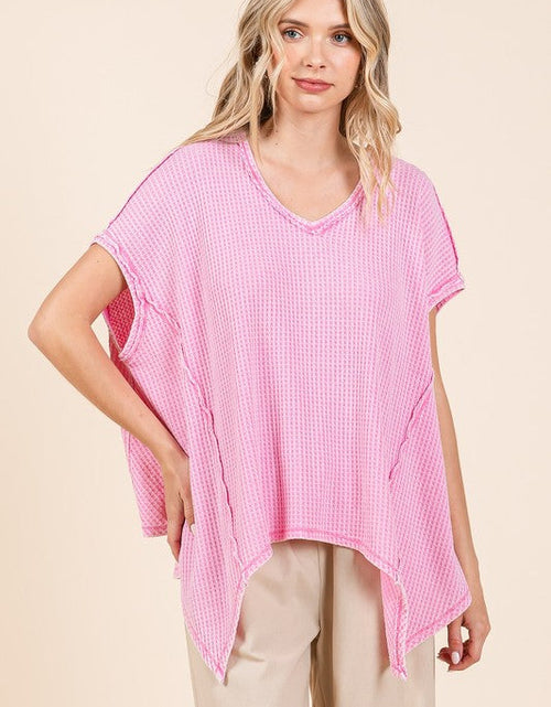 Load image into Gallery viewer, Mittoshop Mineral Wash Waffle Knit Pointed Hem Oversized Top
