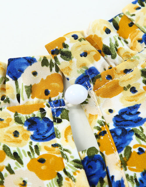 Load image into Gallery viewer, Floral Puff Sleve Keyhole Blouse

