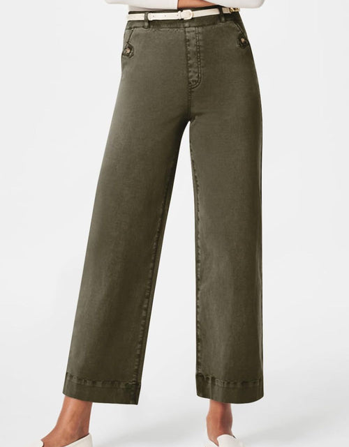 Load image into Gallery viewer, High Waist Jeans with Pockets
