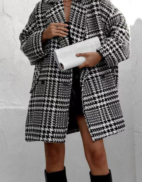 Load image into Gallery viewer, Houndstooth Collared Neck Long Sleeve Coat with Pockets
