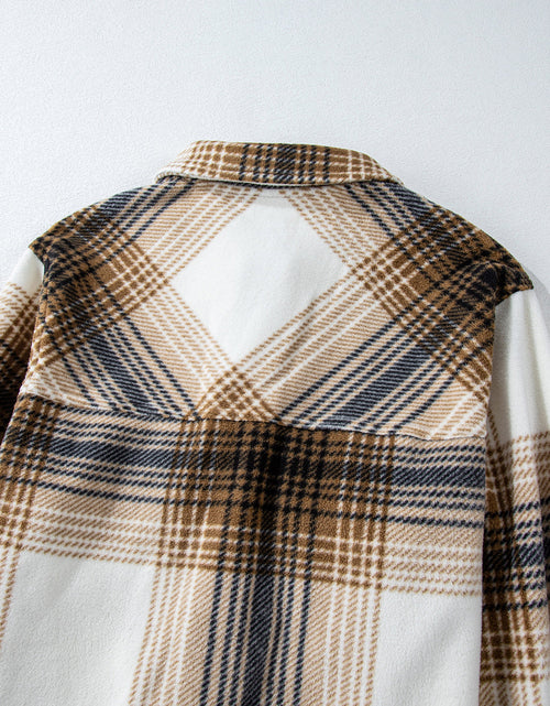 Load image into Gallery viewer, Plaid Button Up Long Sleeve Shacket
