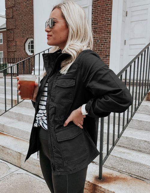 Load image into Gallery viewer, Pocketed Long Sleeve Zip Up Jacket
