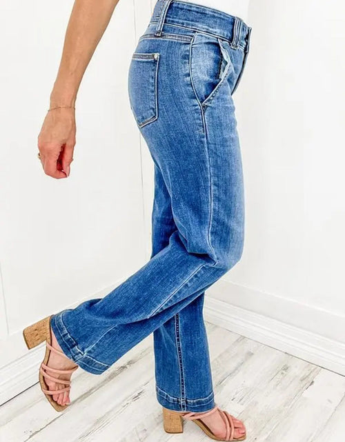 Load image into Gallery viewer, Washed Straight Leg Jeans
