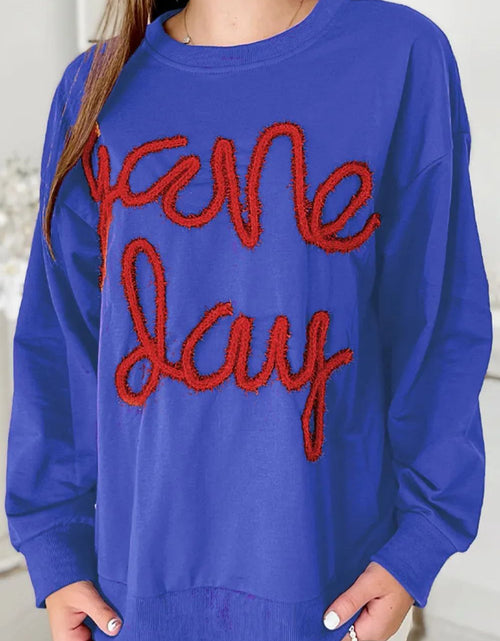 Load image into Gallery viewer, Round Neck Long Sleeve Sweatshirt
