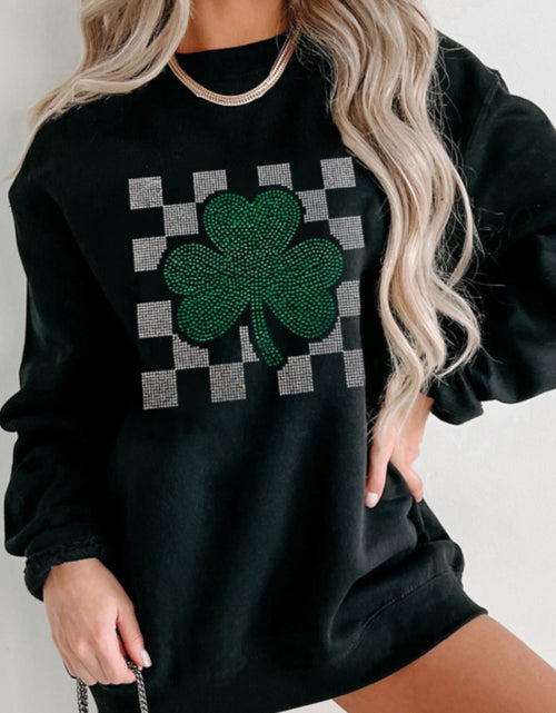 Load image into Gallery viewer, Rhinestone Checkered Lucky Clover Round Neck Sweatshirt
