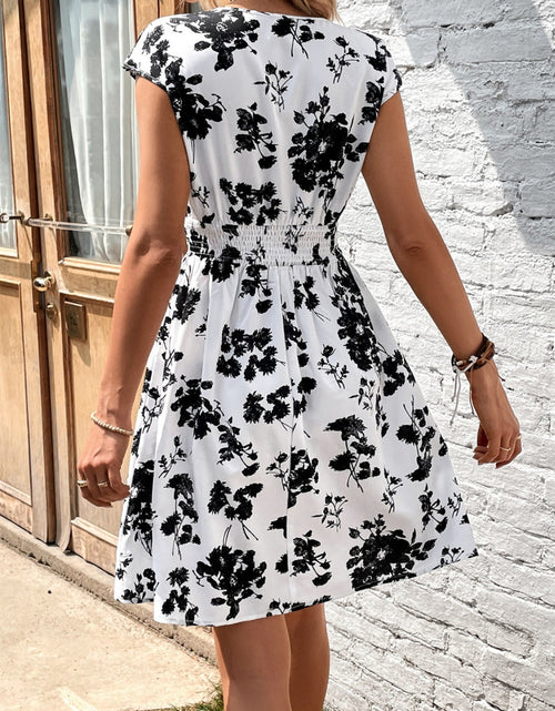 Load image into Gallery viewer, Printed Surplice Cap Sleeve Dress

