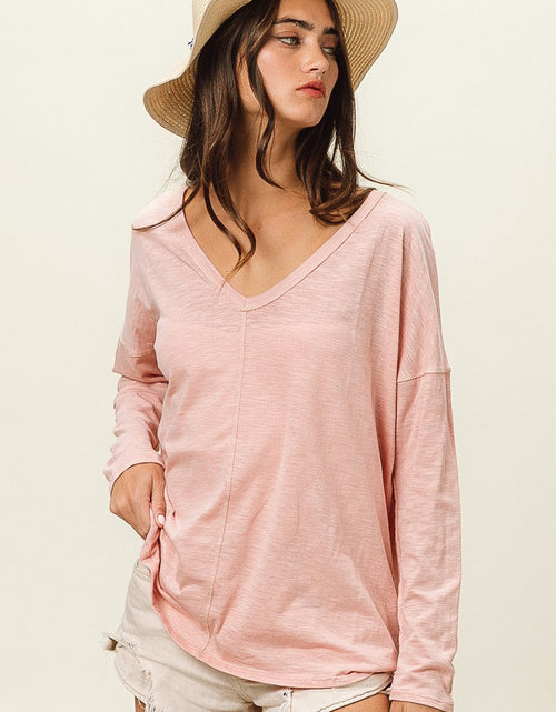 Load image into Gallery viewer, BiBi Exposed Seam V-Neck Long Sleeve T-Shirt
