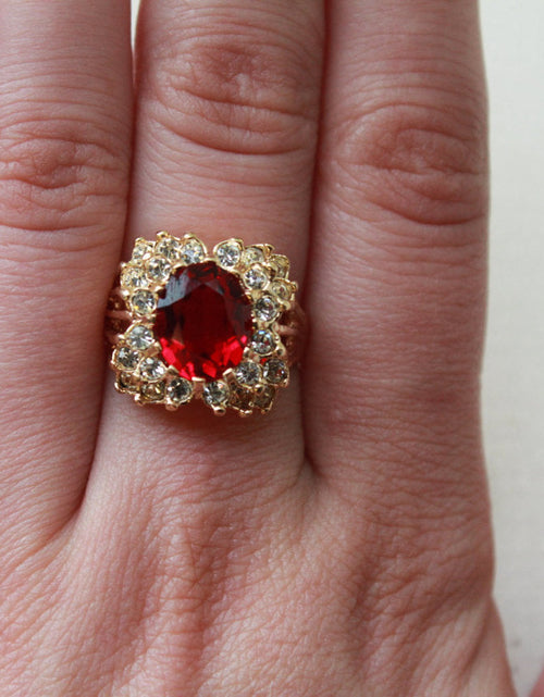 Load image into Gallery viewer, Vintage Emerald Green Crystal Cabochon Stone &amp; Clear Crystal Ring in 18kt Yellow Gold Electroplate by PVD Vintage Jewelry
